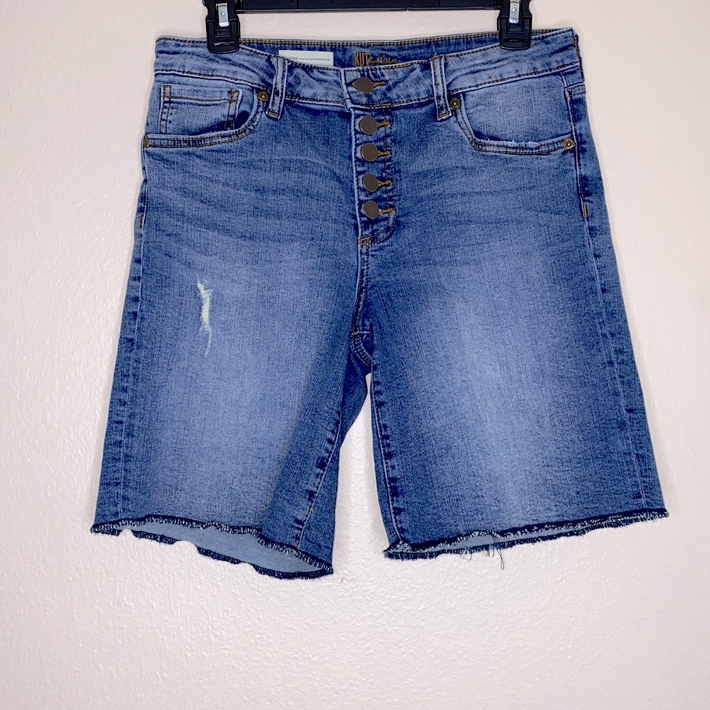 Kut From The Cloth Button Fly Catherine High Rise Boyfriend Short - Picture 3 of 14